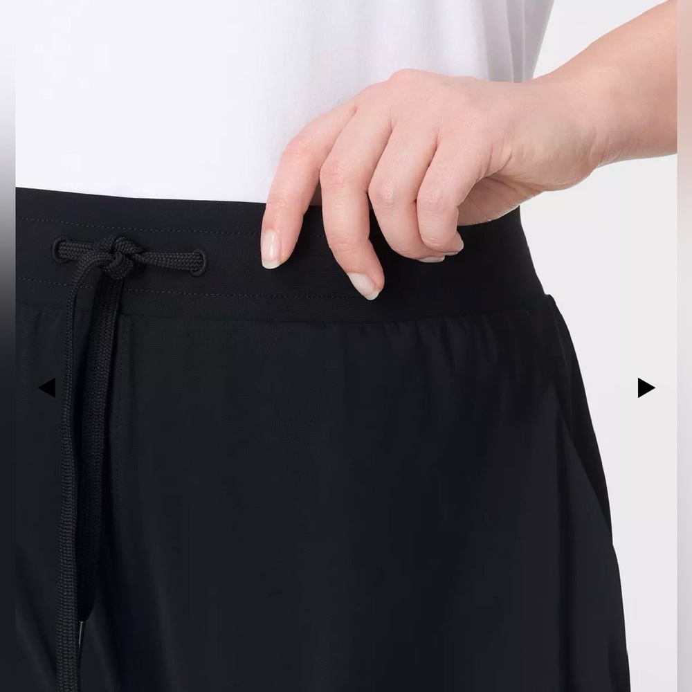 Sweaty Betty | Explorer Pants View 3